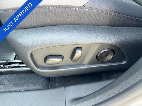 New 2026 Chevrolet Equinox LT w/ Convenience Package II AWD/4WD image 12