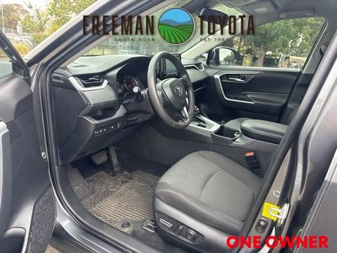 Used 2022 Toyota RAV4 XLE w/ XLE Grade Weather Package AWD/4WD image 7