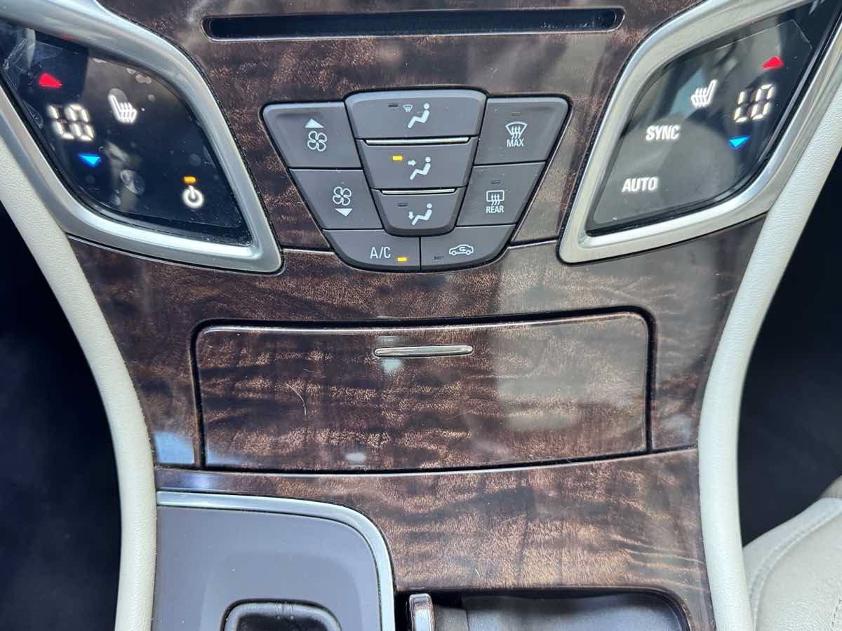 Used 2015 Buick LaCrosse Leather FWD image 46