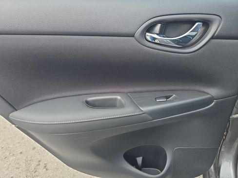 Used 2019 Nissan Sentra S w/ Appearance Package image 26