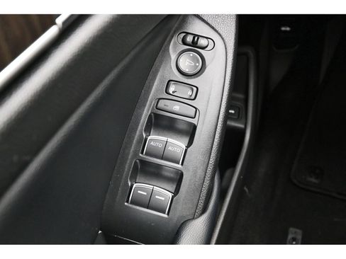 Used 2018 Honda Accord EX image 22