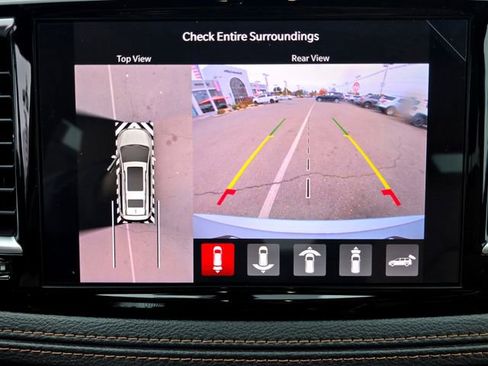 New 2026 Chrysler Pacifica Pinnacle image 12