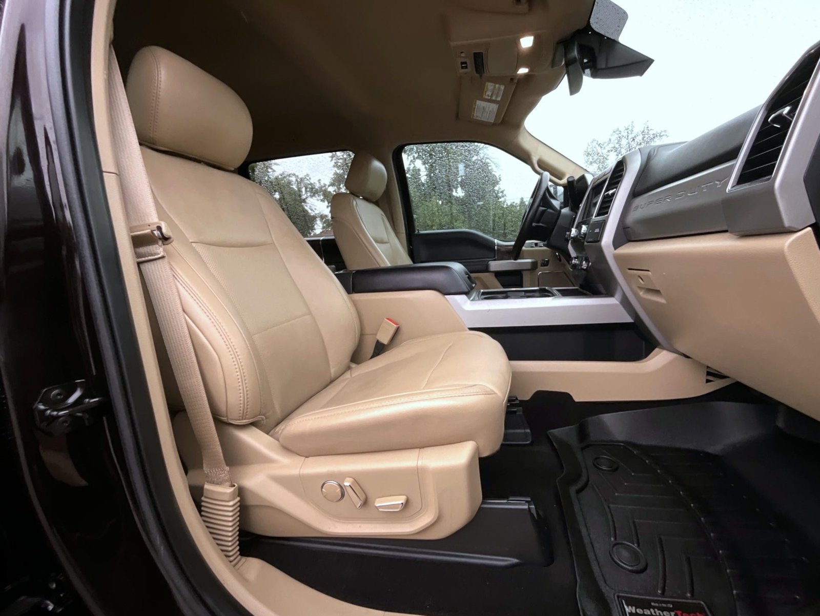 Used 2019 Ford F250 Lariat w/ Lariat Ultimate Package AWD/4WD image 19