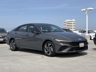 Used 2025 Hyundai Elantra Sport w/ Cargo Package FWD video 2