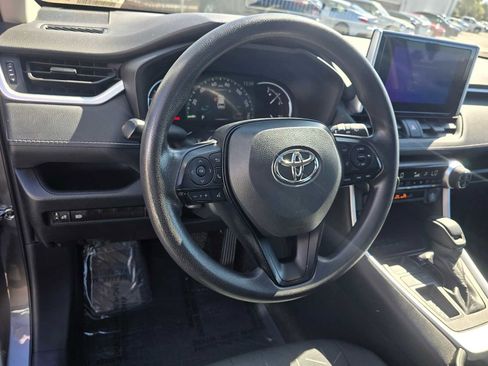 Used 2024 Toyota RAV4 XLE w/ Convenience Package image 25