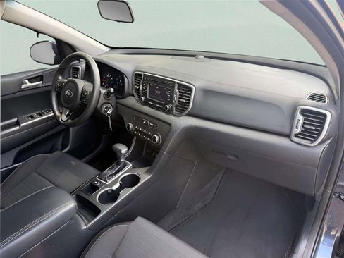 Used 2018 Kia Sportage LX FWD image 18