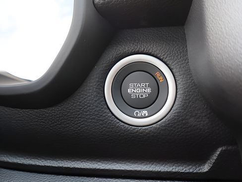 New 2026 RAM 1500 Big Horn AWD/4WD image 16