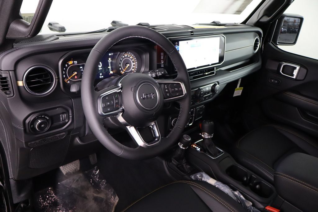 New 2027 Jeep Wrangler Unlimited Sahara AWD/4WD image 27