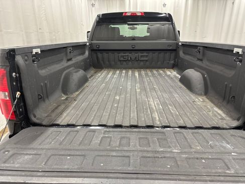 Used 2015 GMC Sierra 2500 SLT w/ Suspension Package, Off-Road image 23