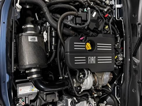 Used 2020 FIAT 124 Spider RWD image 19