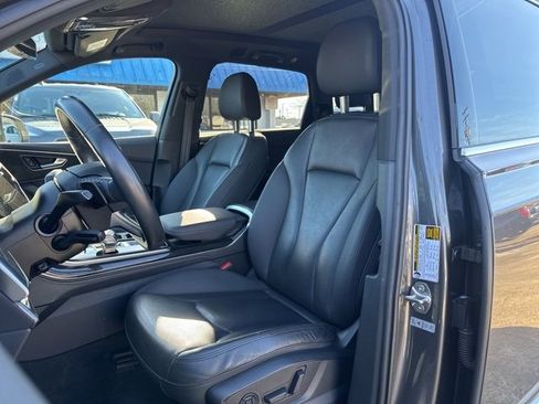 Used 2021 Audi Q7 3.0T Premium Plus w/ Executive Package image 8