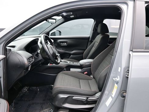 Used 2025 Honda HR-V Sport image 20