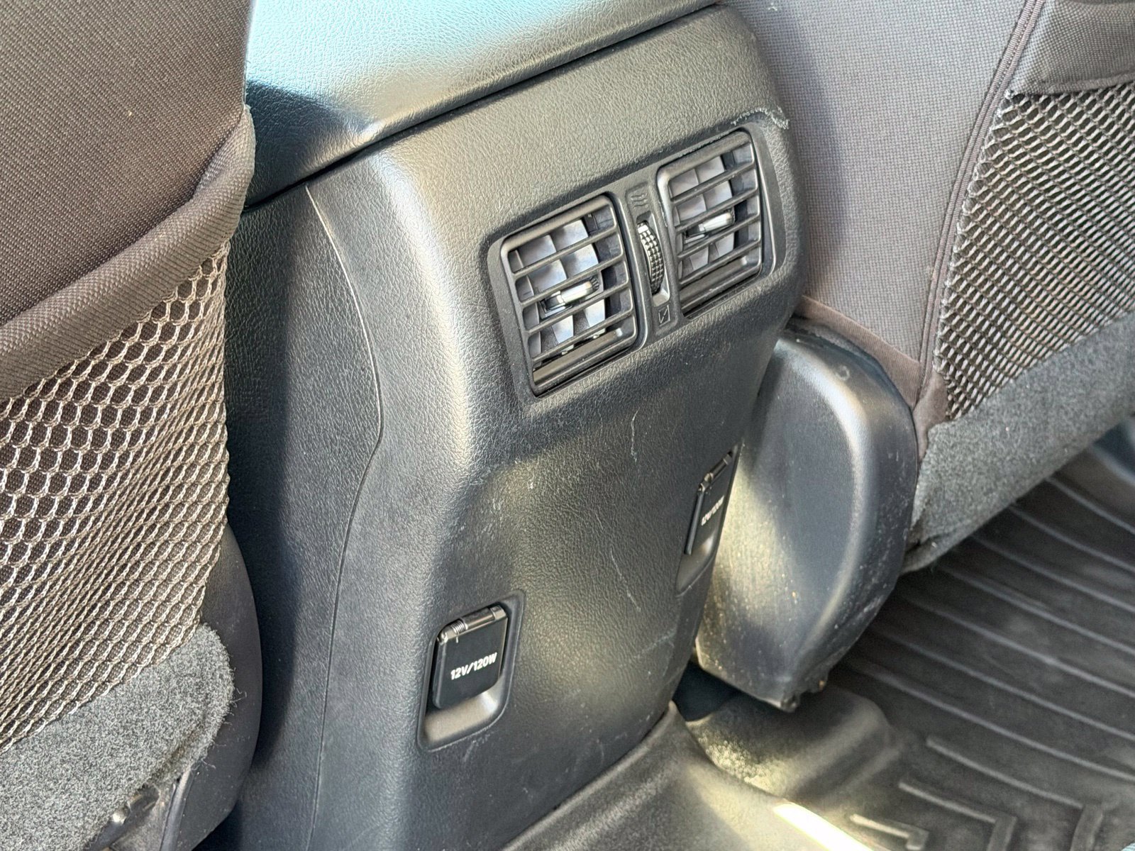 Used 2017 Toyota 4Runner SR5 AWD/4WD image 27