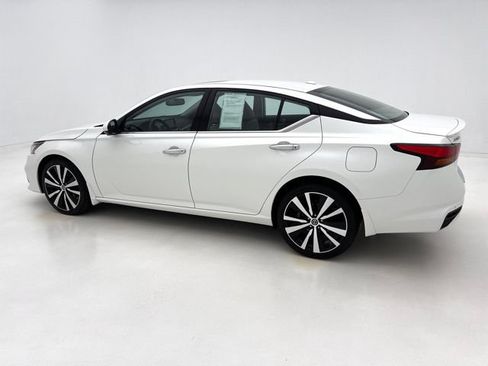 Used 2020 Nissan Altima 2.5 Platinum AWD/4WD image 10
