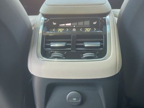 New 2026 Volvo XC90 T8 Ultra w/ Protection Package AWD/4WD image 26