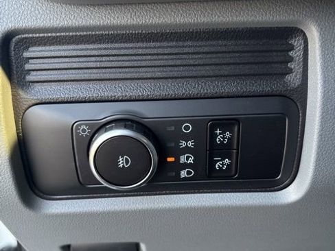 New 2026 Ford F550 XL w/ XL Chrome Package image 18