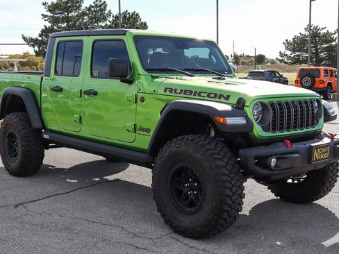 New 2025 Jeep Gladiator Rubicon w/ Convenience Group image 4