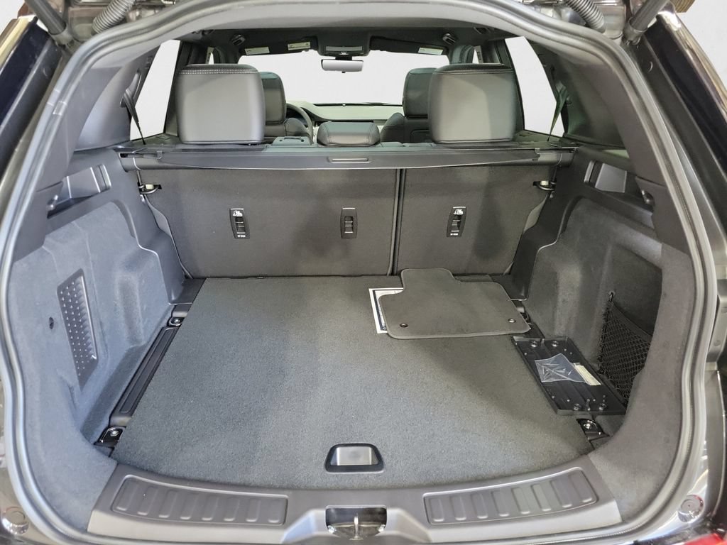 New 2024 Land Rover Discovery Sport Dynamic SE AWD/4WD image 28