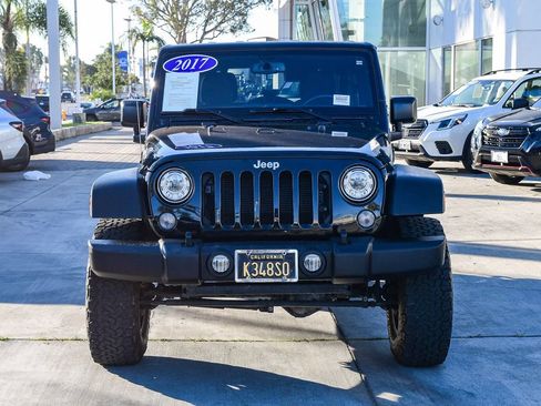 Used 2017 Jeep Wrangler Unlimited Rubicon w/ Connectivity Group image 2