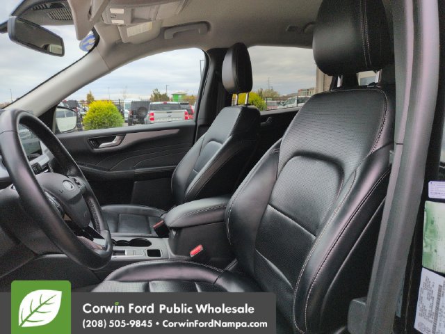Used 2024 Ford Escape Platinum AWD/4WD image 24