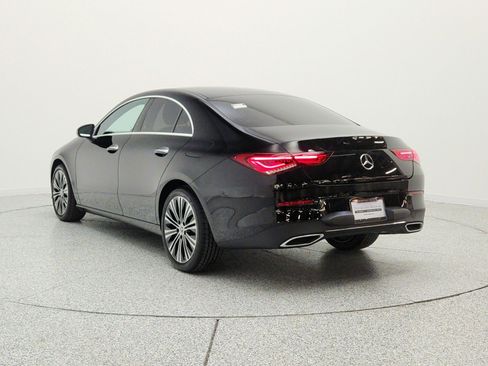 Used 2023 Mercedes-Benz CLA 250 image 7