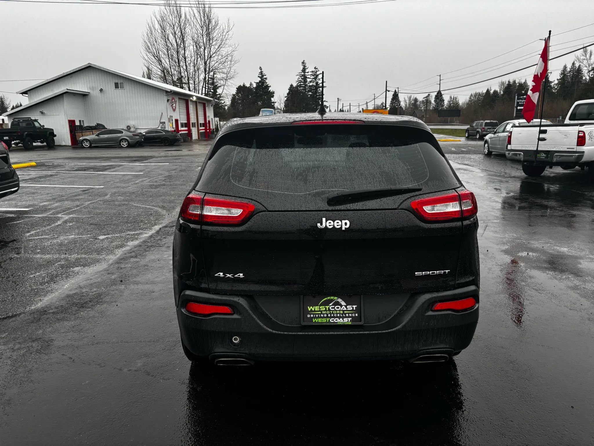 Used 2017 Jeep Cherokee Sport AWD/4WD image 6
