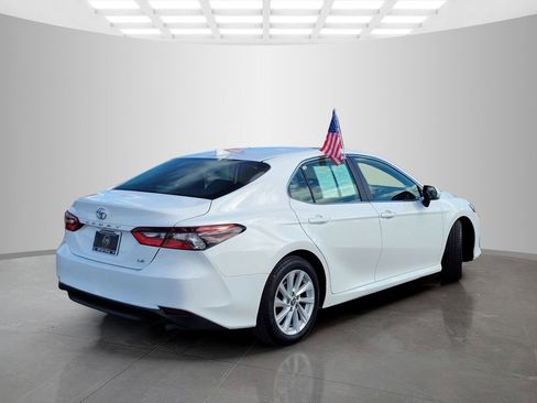 Used 2023 Toyota Camry LE w/ Convenience Package image 4