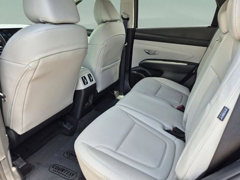 New 2026 Hyundai Tucson SEL FWD image 16