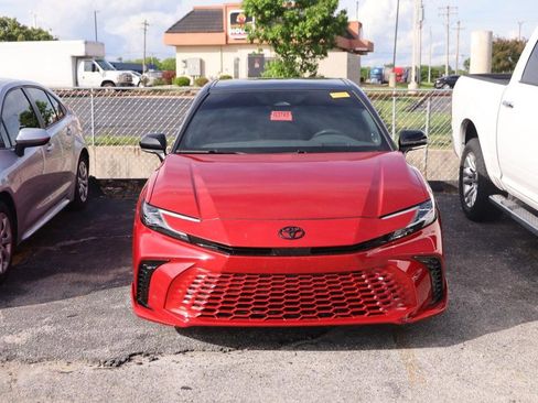 Used 2025 Toyota Camry XSE w/ Premium Package AWD/4WD image 3