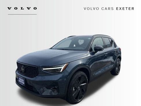 New 2026 Volvo XC40 B5 Ultra w/ Climate Package AWD/4WD image 3