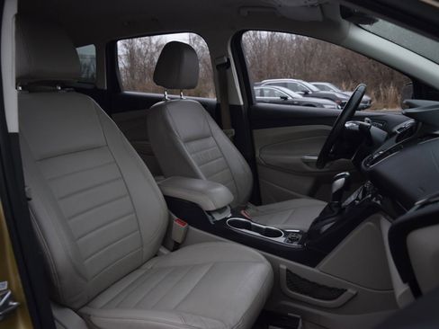 Used 2014 Ford Escape Titanium w/ Equipment Group 401A image 10