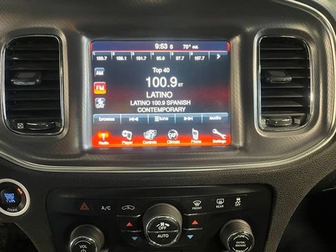 Used 2014 Dodge Charger SXT RWD image 28