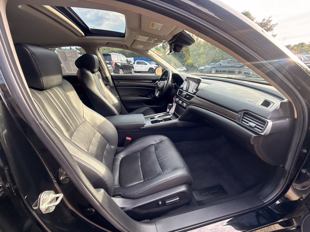Used 2019 Honda Accord EX-L image 17