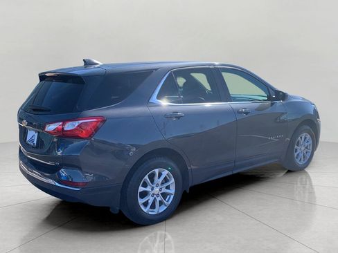 Used 2020 Chevrolet Equinox LT w/ Driver Convenience Package AWD/4WD image 7