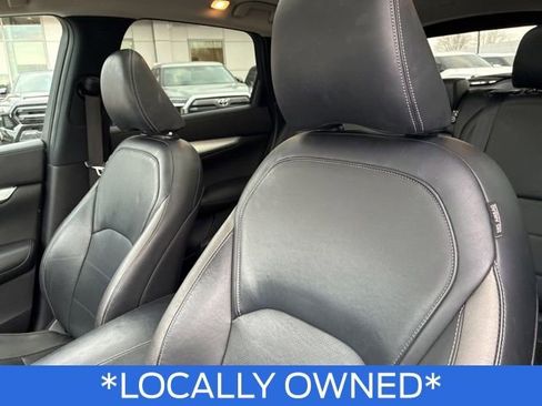Used 2019 INFINITI QX50 Essential w/ Premium Heat Package image 10