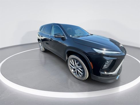 New 2026 Buick Enclave Preferred w/ Power Package image 2