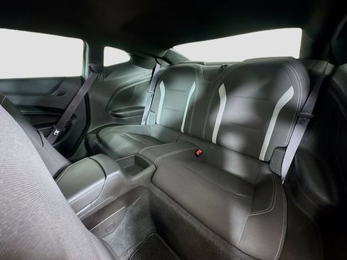 Used 2016 Chevrolet Camaro SS RWD image 27