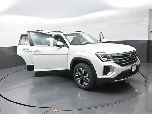 New 2026 Volkswagen Atlas SE AWD/4WD image 29