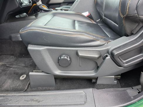 Used 2023 Ford Bronco Badlands w/ Sasquatch Package AWD/4WD image 19