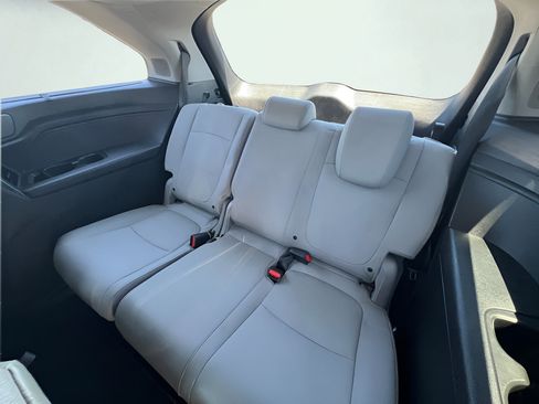 Used 2018 Honda Odyssey Elite image 23