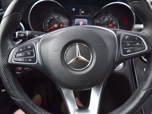 Used 2018 Mercedes-Benz C 300 4MATIC Sedan image 12