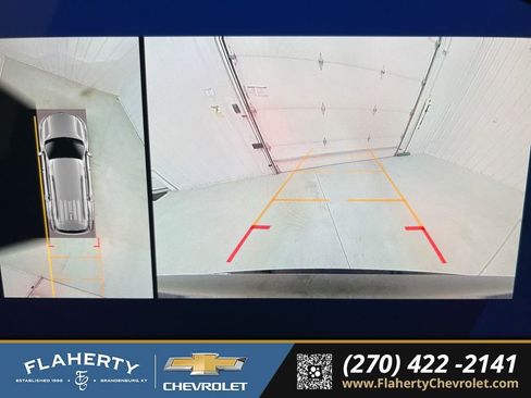 Used 2024 Chevrolet Traverse RS image 35