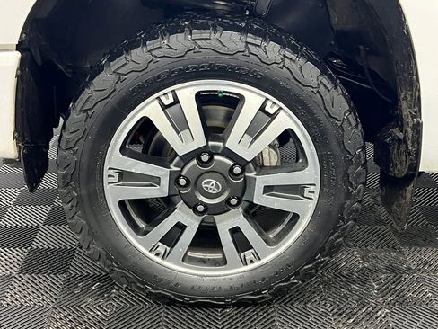 Used 2018 Toyota Tundra SR5 w/ TRD Sport Package image 10