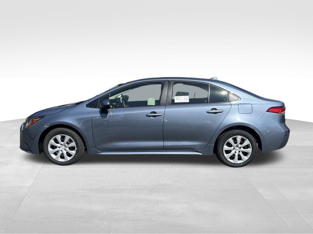 New 2027 Toyota Corolla LE FWD image 2