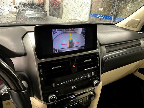 Used 2022 Lexus GX 460 Premium image 19