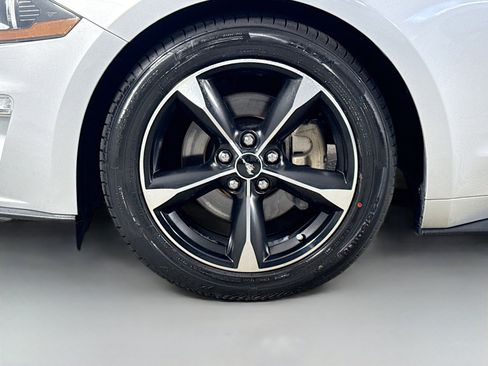 Used 2018 Ford Mustang Coupe w/ Equipment Group 101A image 36