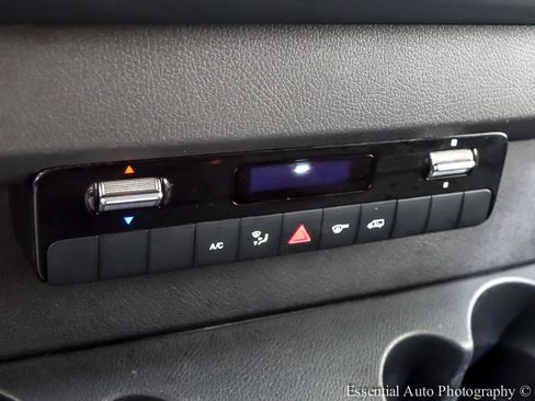 Used 2019 Mercedes-Benz Sprinter 170 image 12