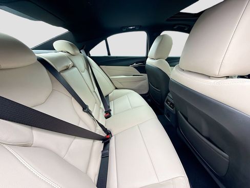 New 2025 Cadillac CT4 Premium Luxury image 27