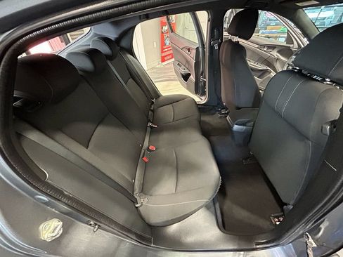 Used 2017 Honda Civic Sport image 39