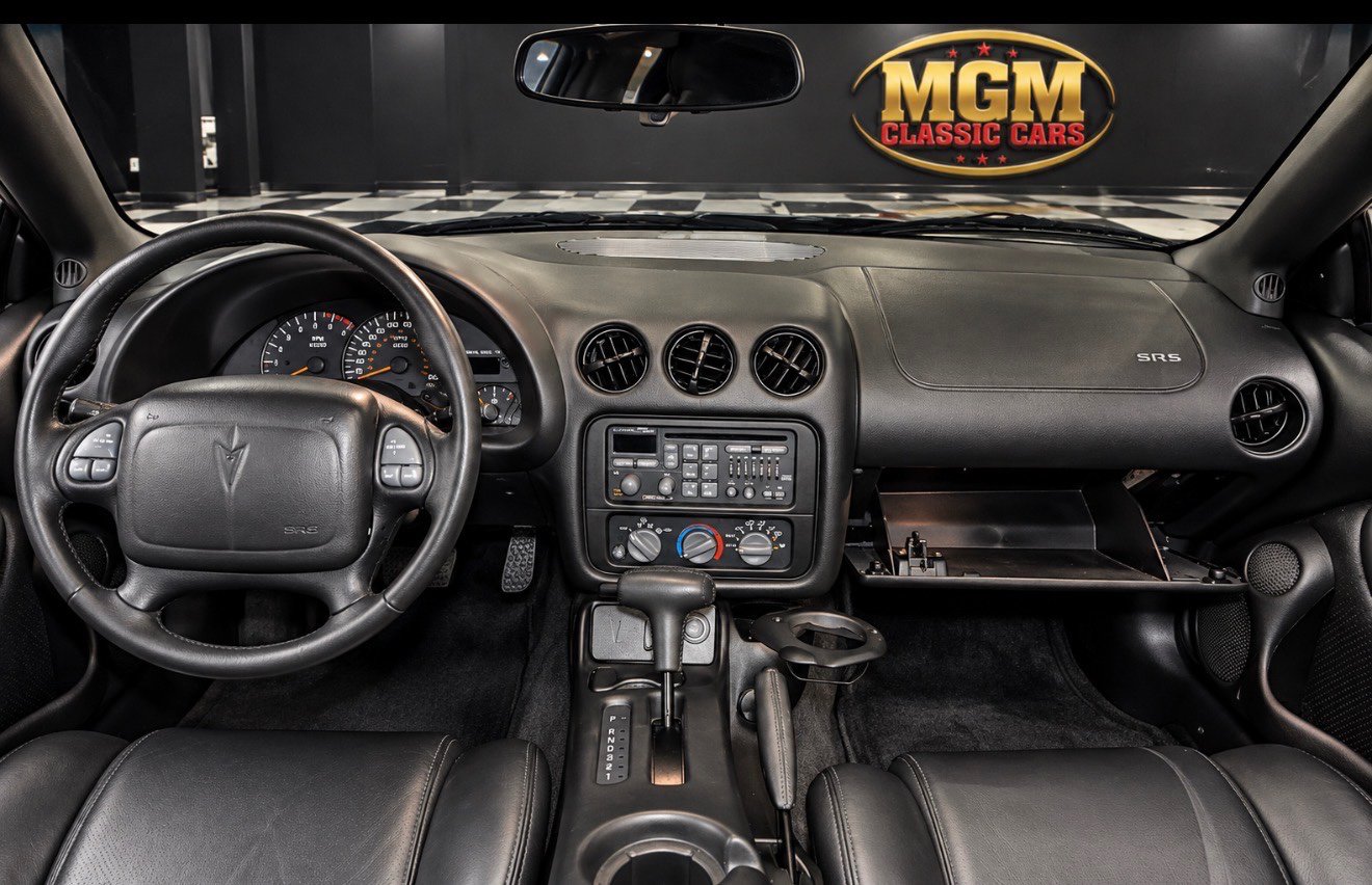Used 2002 Pontiac Firebird Coupe RWD image 4